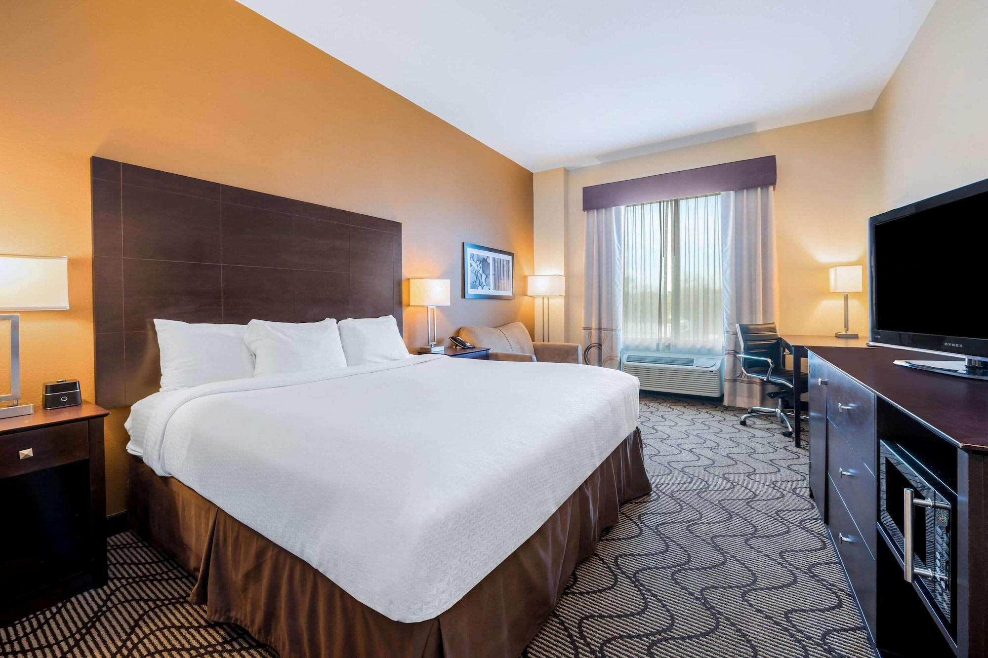 La Quinta By Wyndham Marshall Esterno foto