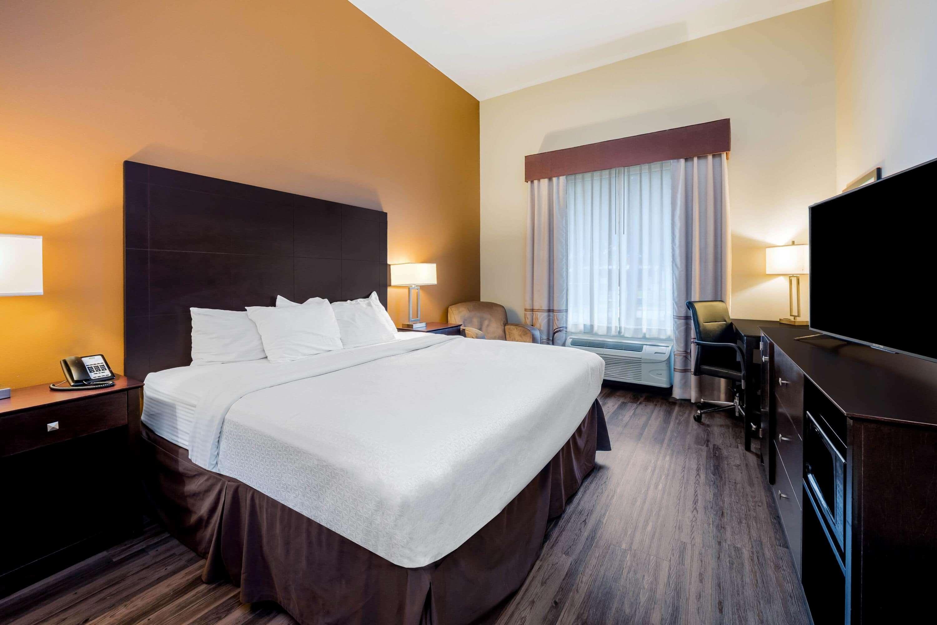 La Quinta By Wyndham Marshall Esterno foto